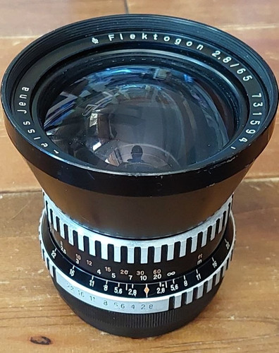 Pentacon six flektogon 65 - f2.8,