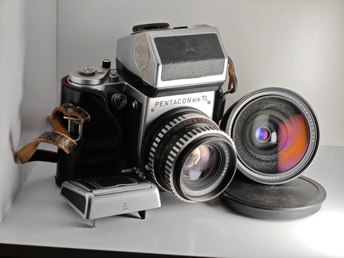 Pentacon six 6x6 zeiss - six,