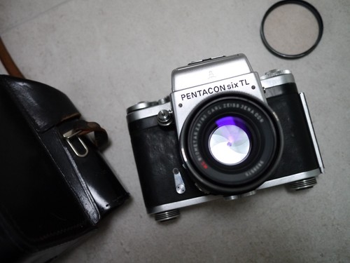 Pentacon six 6x6 - six, +